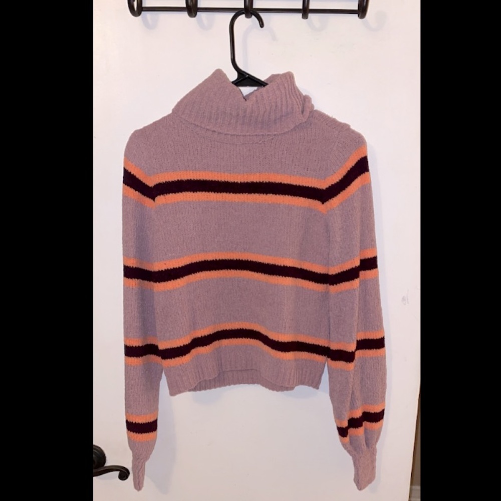Crop turtleneck